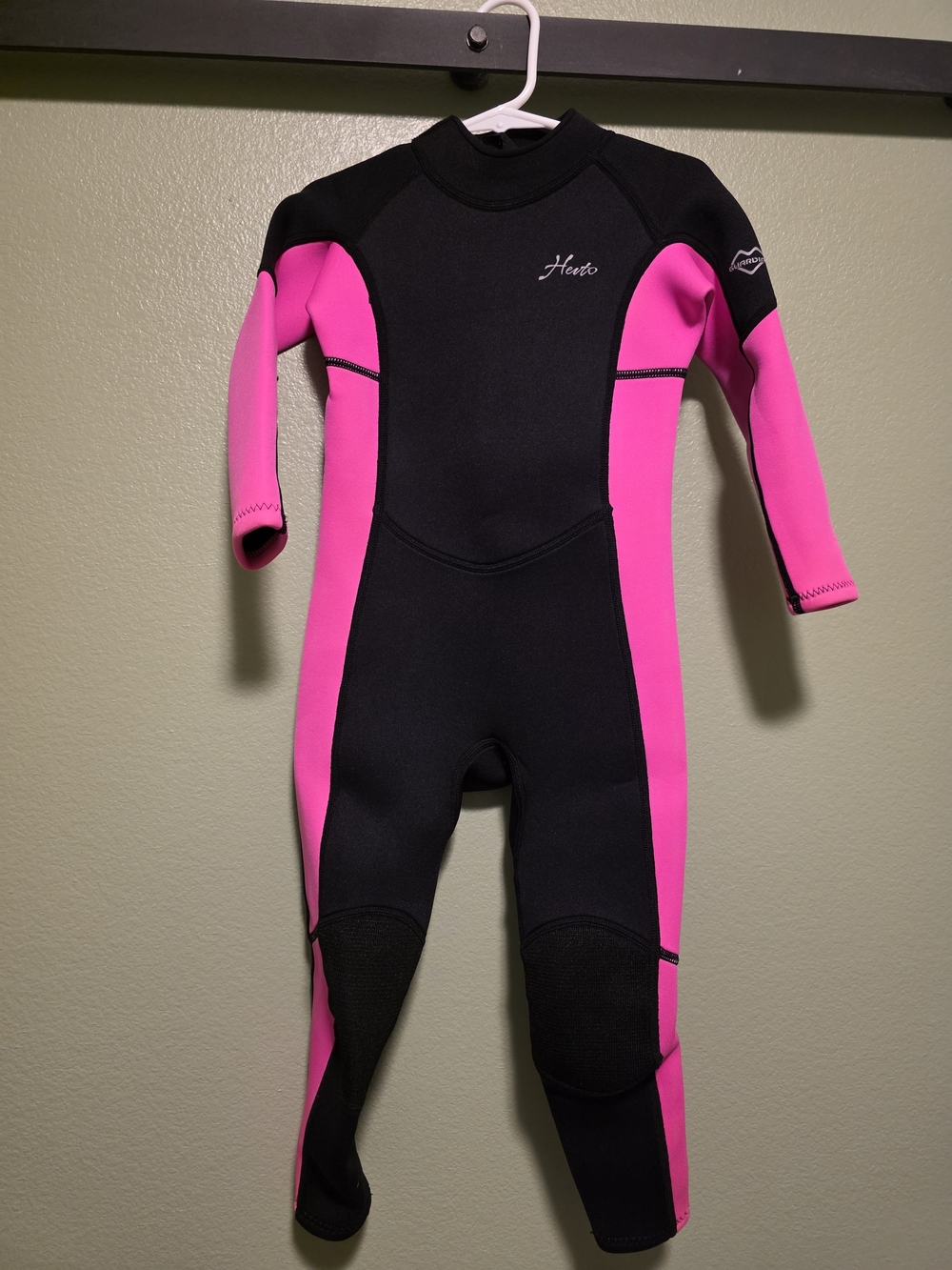 Hevto Kids Pink & Black Full-Body Wetsuit - Kids Swim
